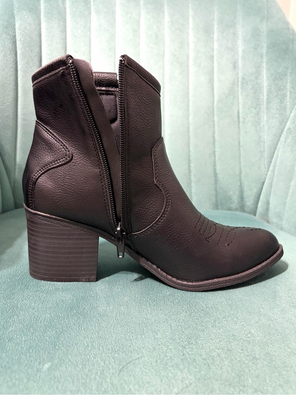 Women's Black Ankle cowboy Boot with Side Zip